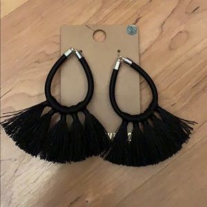 Brand new never worn forever 21 chunky earrings